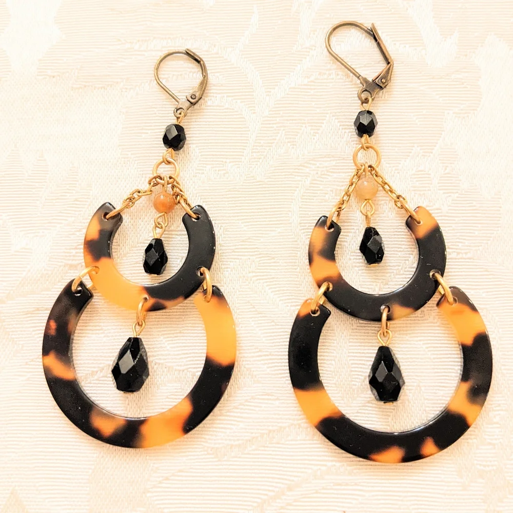 Tortoise Shell Chandalier Earrings Black Onyx Drops Statement Lever back pierce - Picture 1 of 2